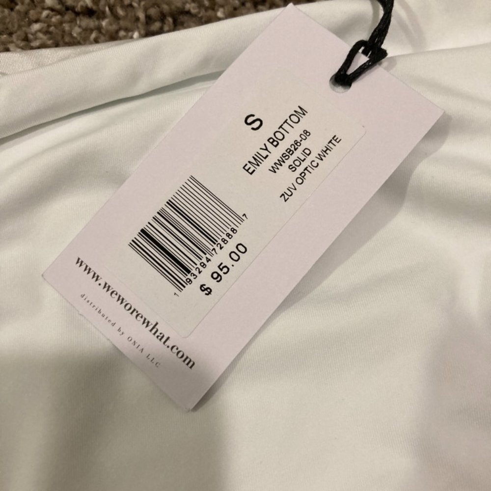 NWT Zip Front Racerback Top - Picture 4 of 5